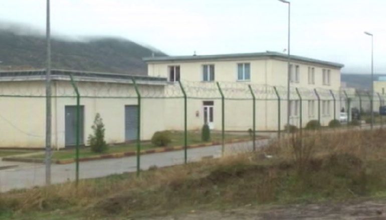 E FUNDIT/ Tetë të burgosur rezultojnë pozitivë me COVID-19 në burgun e Drenovës