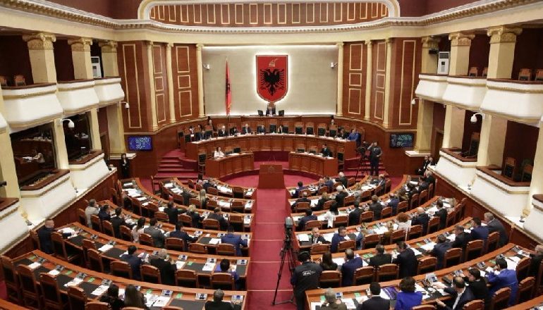 SOT KUVENDI/ Do miratohet Komisioni i Posaçëm për zgjedhjen e kandidatëve të KQZ-së së re