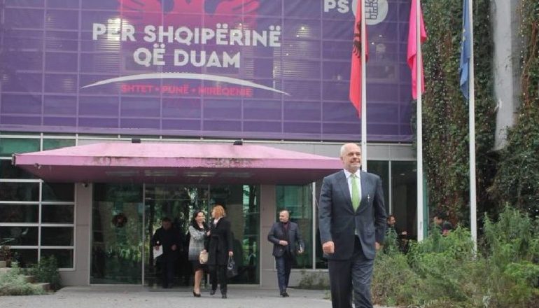 ZGJEDHJET E 25 PRILLIT/ Rama mbledh shtabin elektoral në takimin e përjavshëm