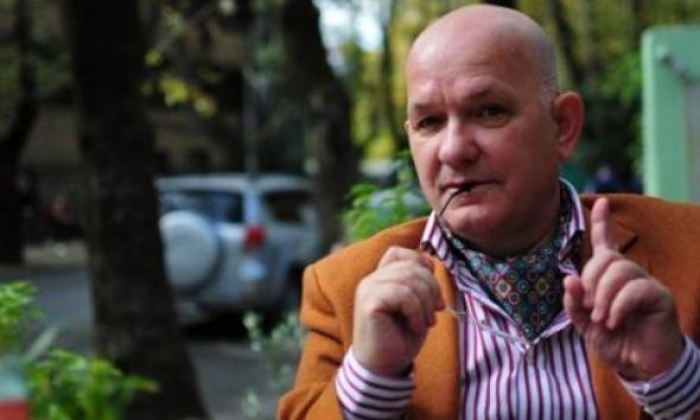 NDAHET NGA JETA SABIT BROKAJ/ Përparim Kabo prek me dedikimin: Jo, jo, jo, jo… nuk dua ta besoj mik i shtrenjtë…