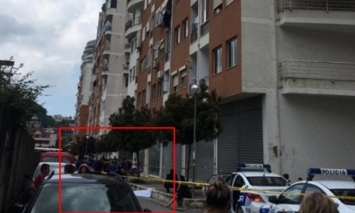 MËNGJES TRAGJIK/ Hidhet nga kati i 7-të i pallatit dhe vdes në vend një burrë në Durrës