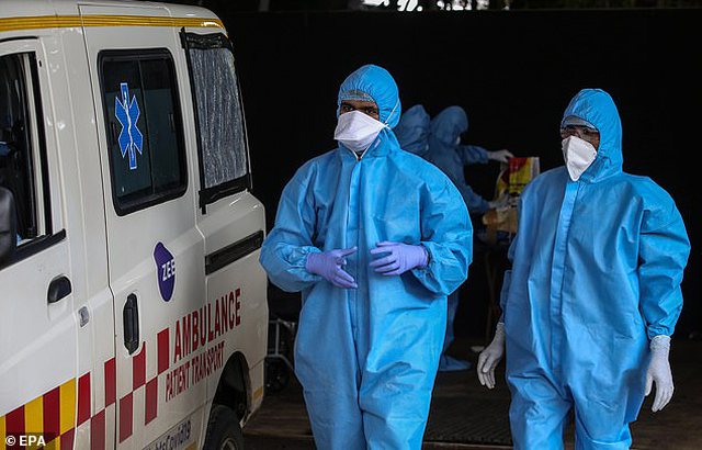 E RËNDË/ 19-vjeçarja me koronavirus përdhunohet nga shoferi i ambulancës që po e dërgonte në spital