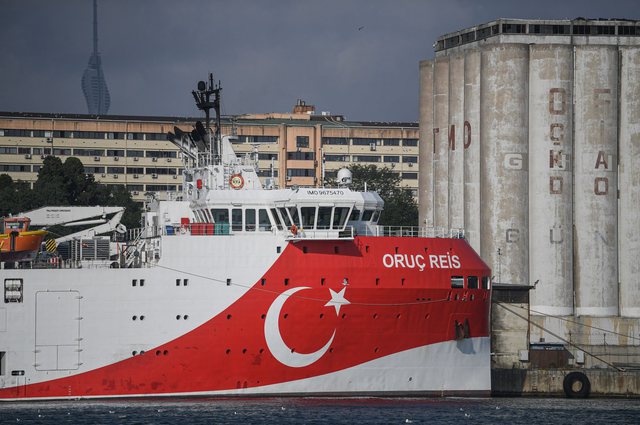 “KJO I TRONDITI TË GJITHË”/ Ministri turk nxjerr hartën dhe sqaron gjithçka: Ja pse e tërhoqëm anijen