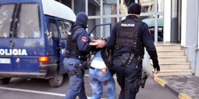 I DËNUAR ME 7 VITE BURG PËR TRAFIKIM DROGE/ Arrestohet i riu në Durrës…