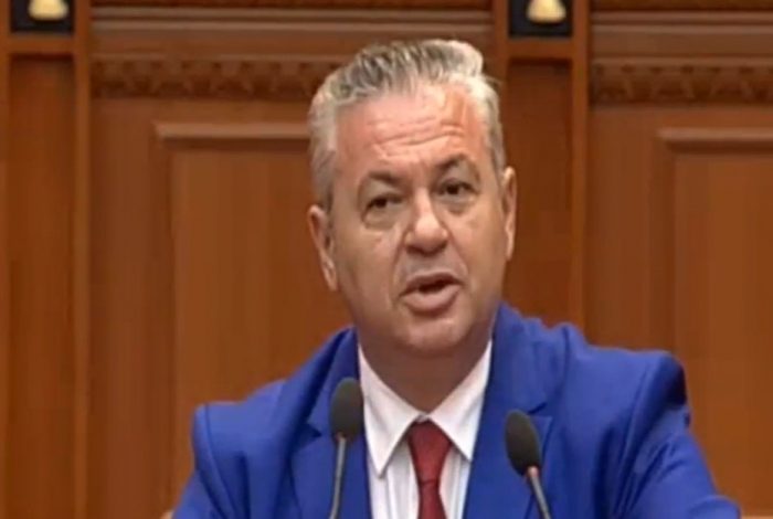 KODI ZGJEDHOR/ Murrizi: Mendoni se do na e hidhni me pragun 3%, po ata që kandidojnë si deputetë të pavarur!? Bylykbashi e Gjiknuri, dakord