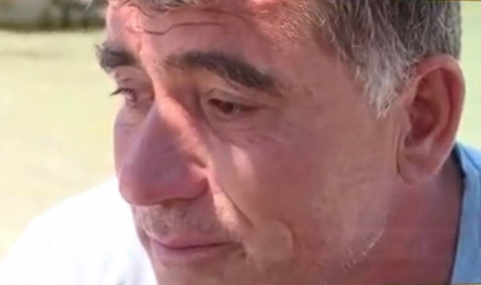 “SI E BËN TË PREKURIN O LEGEN…”/ Gazetari i kthehet keq Mihal Kokëdhimës: Na turpërove në sy të botës. Ke surrat dhe…
