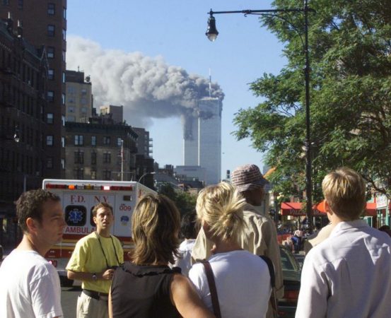 BOTA KUJTON 11 SHTATORIN 2001/ 19 vjet nga tragjedia që tronditi SHBA-të (FOTOT)