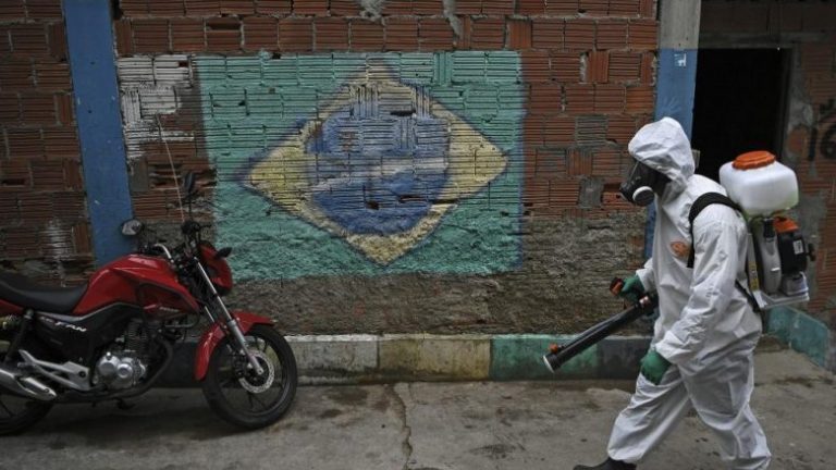 COVID-19/ Brazili regjistron 533 të vdekur në 24 orët e fundit, mbi 45 mijë të infektuar