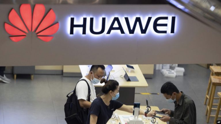 GJIGANDI KINEZ/ Huawei në rrezik përballë sanksioneve amerikane
