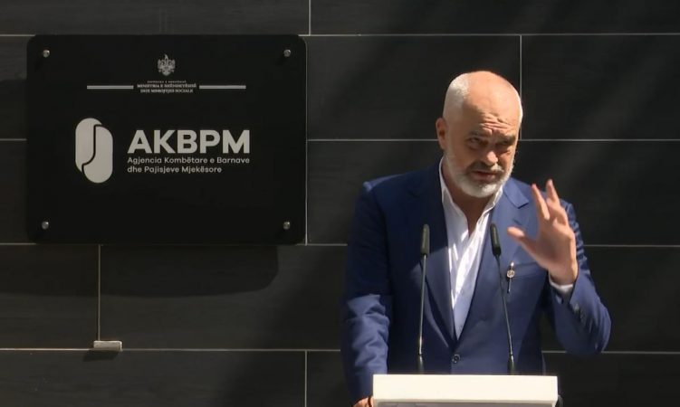 “QSUT MË PARË ISHTE PAZAR, BLIHESHIN PATATE E TË BRENDSHME GRASH”/ Rama për rindërtimin e AKBMP: Nisi epoka e re