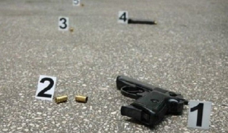TË SHTËNA ME ARMË ZJARRI NË ELBASAN/ Qëllohet drejt efektivëve të policisë