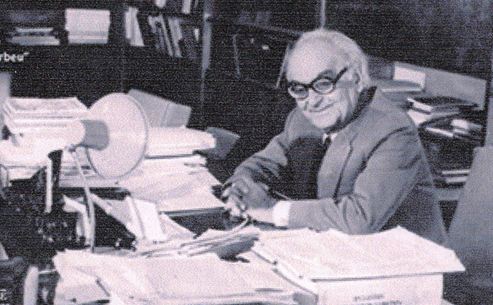 HOMAZH PËR ALEKS BUDËN/ Rama: Ishte një nga dy mushkëritë që oksigjenuan shkollën shqipe!