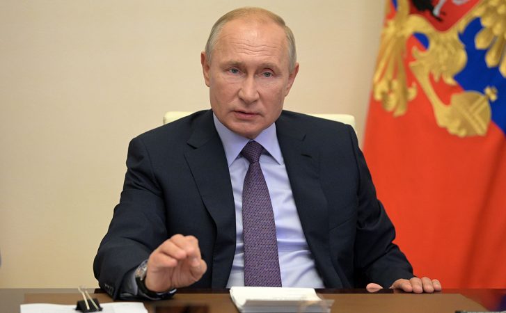 TELEFONON KRYEMINISTRIN ARMEN/ Putin kërkon paqe: Ndalni veprimet ushtarake