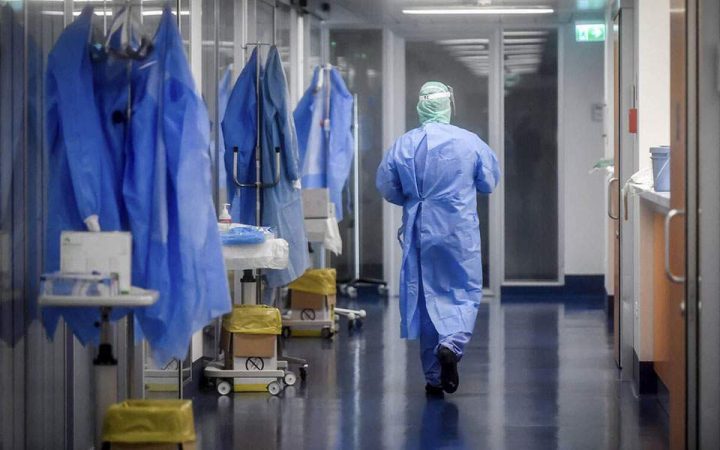 REKORD I RI NË GREQI/ 372 raste me COVID-19 në 24 orët e fundit, shënohen 4 viktima