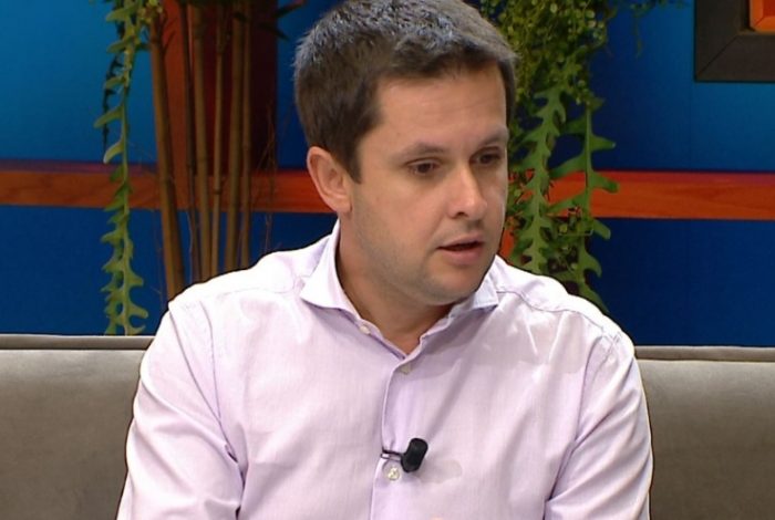 COVID-19/ Ilir Alimehmeti: Situata në vjeshtë vjen duke u vështirësuar. Por testimet…