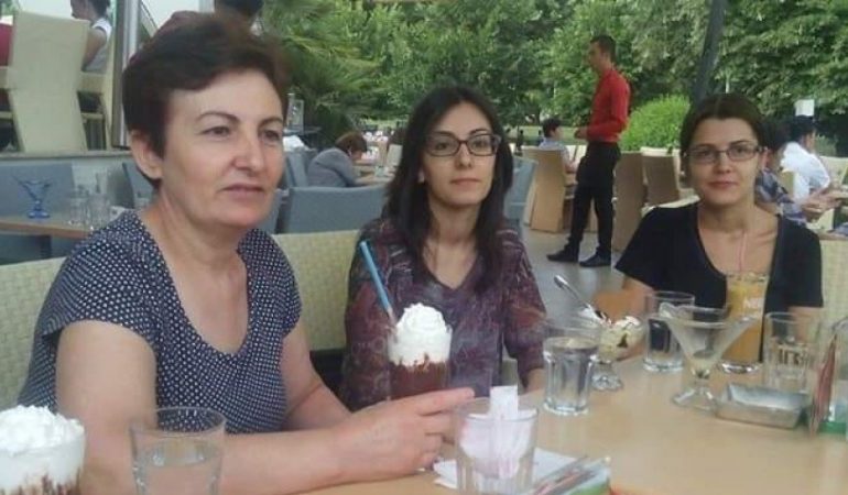 “MOTRA DHE MAMI IM JANË NË GJIRIN E ZOTIT”/ Xhaxhai tregon çfarë i thotë Blerta Josifi dy muaj pas ngjarjes horrorr: Vazhdon të besojë, por…