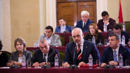PËRFUNDON MBLEDHJA E GRUPIT PARLAMENTAR TË PS/ Rama përkohësisht drejtues politik i Durrësit (EMRAT E DREJTUESVE NË QARQE)