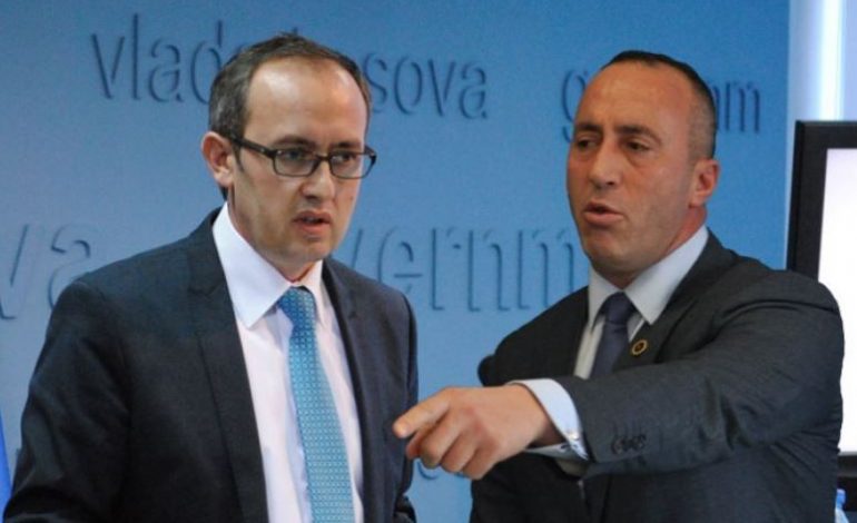 MARRËVESHJA ME SERBINË/ Haradinaj: Ministrat i kanë pasur dorëheqjet e përgatitura, por ja çfarë na bëri të ndryshojmë qëndrim