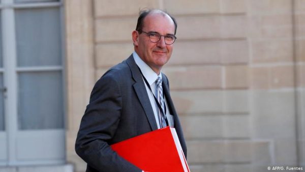 RRITET NUMRI I INFEKTIMEVE ME COVID NË FRANCË/ Kryeministri, Jean Castex: Nuk përjashtohet një lockdown i ri