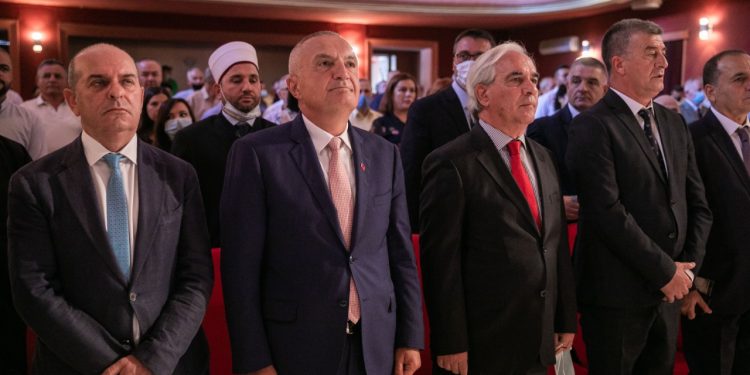 “FRYMËZOHET” NË VLORË/ Ilir Meta: 3 Shtatori të shpallet festë kombëtare