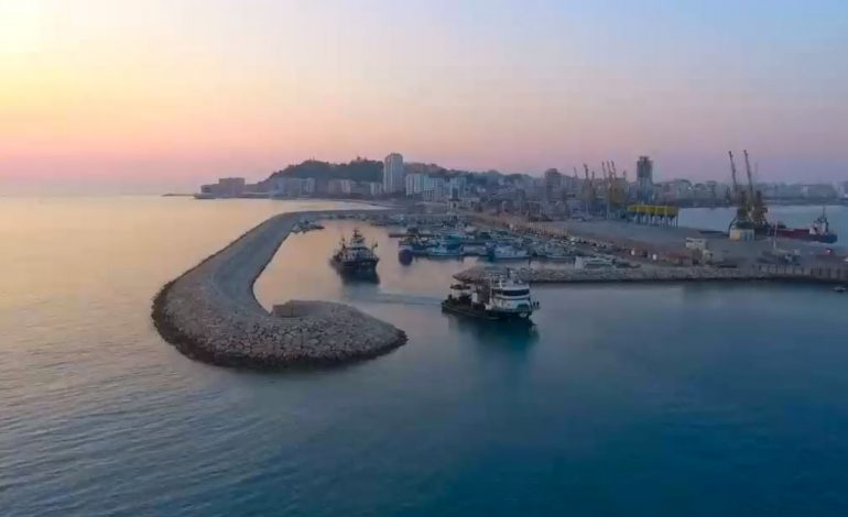 IMPRESIONUESE/ Rama poston pamjet në flotën e peshkimit “Rozafa” në Detin Adriatik (VIDEO)