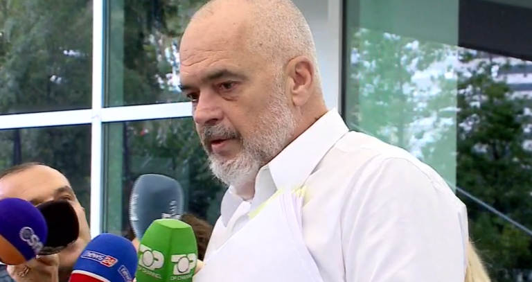 TAKIMI NË SELINË E PS/ Rama: Është koha për të intensifikuar komunikimin me njerëzit. Unë nuk jam…