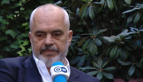 “VENDIM KATASTROFIK I…”/ Rama për DW: Sistemi pluralist nuk cënohet nëse pakica nuk merr pjesë në zgjedhje