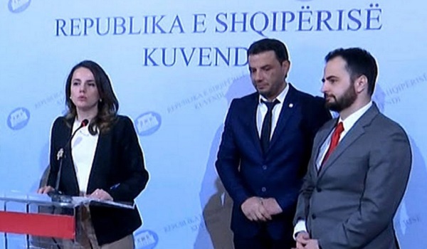 “DO E HAP PA MURRIZIN”/ Rudina Hajdari: Do bashkohem me “Nismën Thurje”, javën tjetër nisim takimet