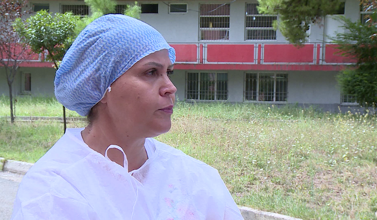 “COVID-19 NË SHQIPËRI/ Flasin mjekët: Mos neglizhoni simptomat e para, nëse vini vonë në spital …