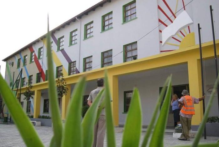 U INFEKTUAN NGA…/ COVID-19 në katër shkolla publike dhe private të Fierit, pozitivë disa nxënës