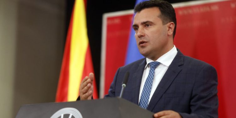 PREZANTON PAKON E KATËRT FINANCIARE/ Kryeministri Zaev: Para për rroga, ushqime falas dhe fundjava pa tatim