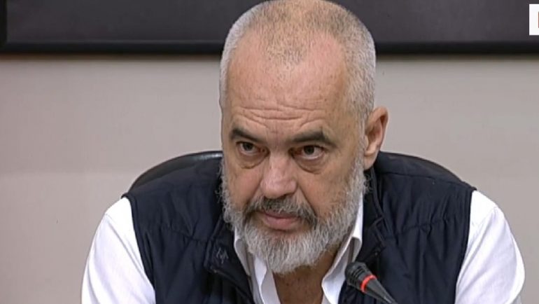 “PO RILINDIN NGA GËRMADHAT E 26 NËNTORIT”/ Rama: 143 shkolla të reja me standarde europiane, të gjitha gati brenda…