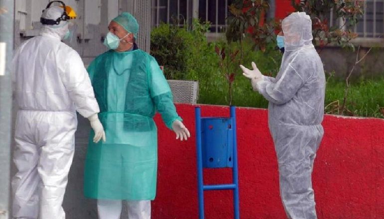 COVID-19/ Ekspertët e ISHP rrëzojnë Bashën: Testimet janë rritur si rezultat i gjurmimit