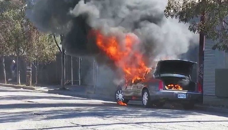 DIGJET MAKINA NË LAZARAT/ Dyshohet për zjarrëvënie të qëllimshme