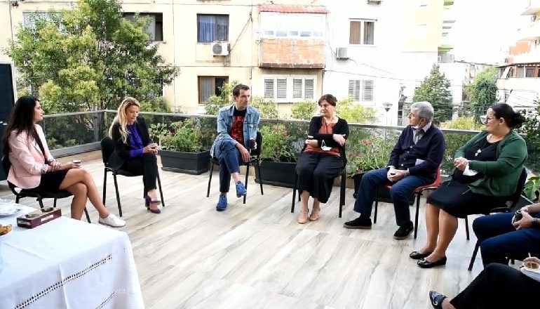 FTESË EDHE PËR DEMOKRATËT/ Veliaj: Ja pse duhet të vini në familjen tonë SOCIALISTE