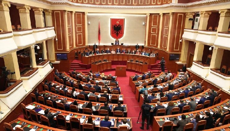 KODI ZGJEDHOR/ Kuvendi do rivotojë në 29 tetor ndryshimet, bie skenari bllokues i PD dhe Metës