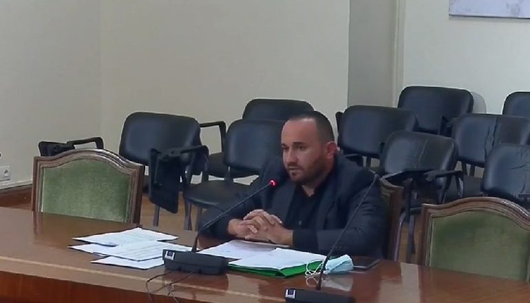 SEANCA DËGJIMORE NË KOMISION/ Gazetari Doçi: Meta dha nënshtetësi VIP për të dënuarin me 30 vite burg. U ndërhy te familja ime që…
