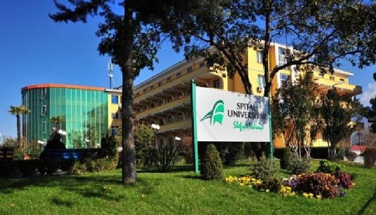I INFEKTUAR ME COVID-19/ Një 16-vjeçar i shtruar në spitalin “Shefqet Ndroqi”. Trajtohet me oksigjen