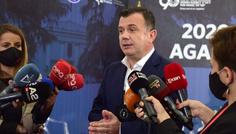 “S’MA MËSON DOT KUSHTETUTËN E VENDIT TIM”/ Balla: 25 prilli test politik. Ja si shprehej Meta për Komisionin e Venecias