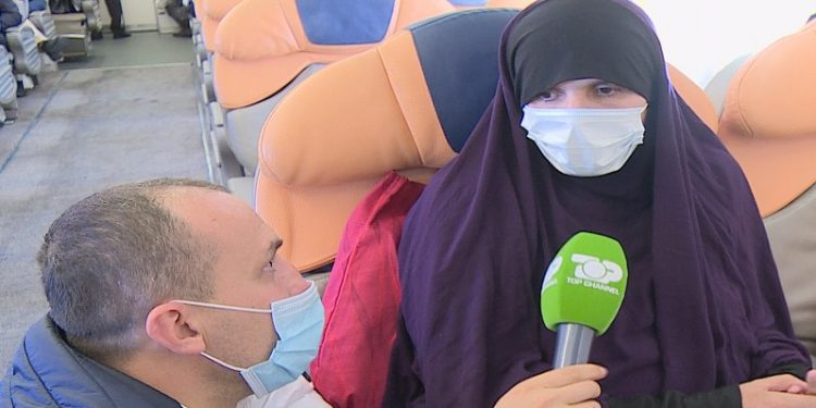“ATA BËNIN Ç’TË DONIN ME NE…”/ Flet shqiptarja e kthyer nga ISIS: Si mu vra burri dhe vajza 16-vjeçare