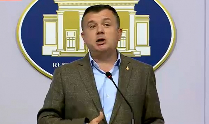 KODI ZGJEDHOR/ Balla: E mirëpresim opinionin e Venecias, por do adresohet pas 25 prillit. Meta do të pengojë zgjedhjet