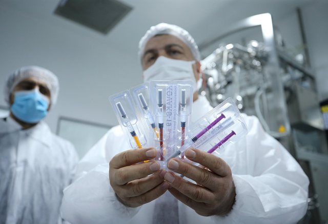 KORONAVIRUSI/ Turqia nis testimet për vaksinën anti-Covid