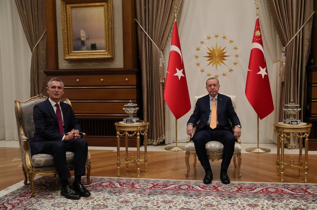 ULJA E TENSIONEVE ME GREQINË/ NATO mbështetje Erdogan: E kemi…
