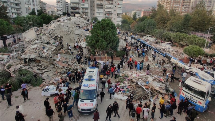 TËRMETI/ Përkeqësohet situata në Turqi, të tjerë trupa të pajetë nxirren nga rrënojat (BILANCI)
