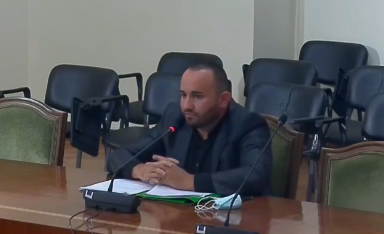 NUK NDALET META/ Kërkon arrestimin e gazetarit pas dëshmisë kundër tij: KryeDoçi zhgarravitës ordiner, të izolohet menjëherë