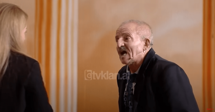 “KUJDES ME DORËN…”/ Nxehet KEQ situata në emision, sherr mes kuneterve dhe… (VIDEO)