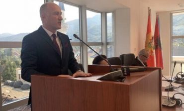 HISTORI SUKSESI/ Një shqiptar zgjidhet Kryetar i Kuvendit të Komunës së Gucisë