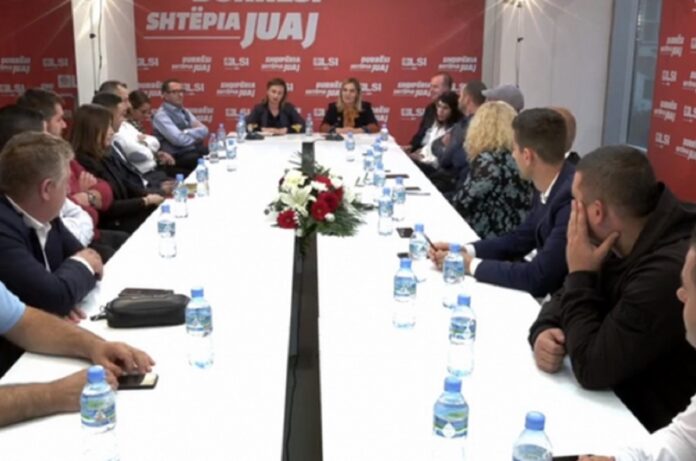 PAS “TRADHËTISË” SË LEFTER KOKËS/ LSI emëron drejtuesit e rinj në Durrës. Ja emrat