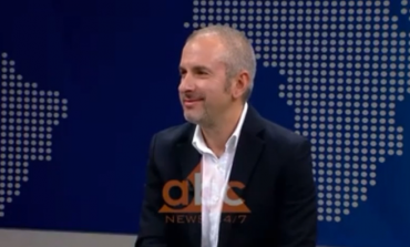 SFIDON GAZETARIN NË EMISION/ Ervin Bushati: E di kush është është kryetari i PD në Tiranë? (VIDEO)