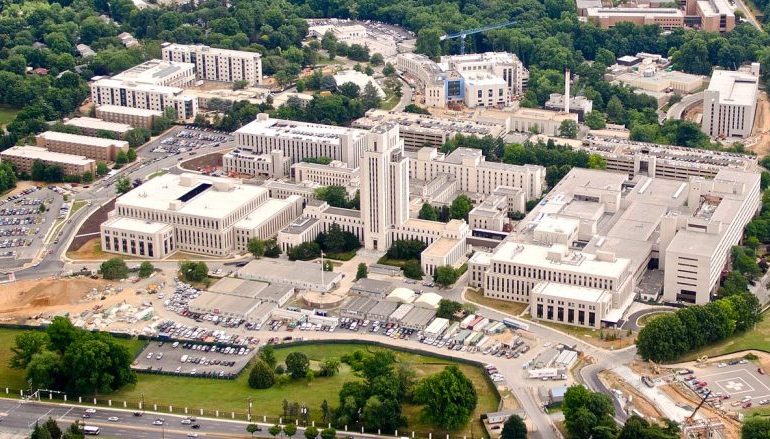 “SPITALI I KRERËVE TË SHTETIT”/ Brenda suitës mjekësore ku po qëndron Trump, Presidenti nën kujdesin e 8 mijë mjekëve më të mirë